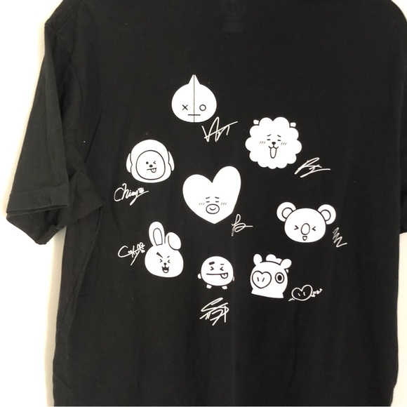 Uniqlo X BT21 Graphic Tee (size large) - Picture 6 of 10